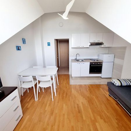 Apartments Iskra Дуче Экстерьер фото