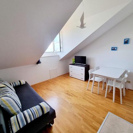 Apartments Iskra Дуче Экстерьер фото