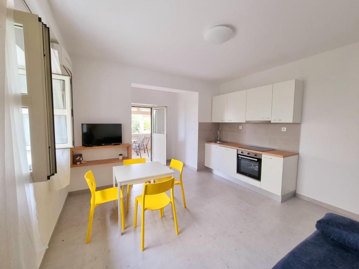 Apartments Iskra Дуче Экстерьер фото