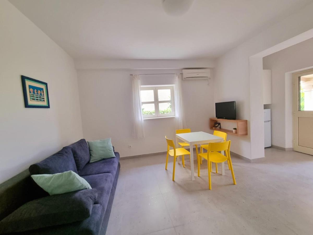 Apartments Iskra Дуче Экстерьер фото
