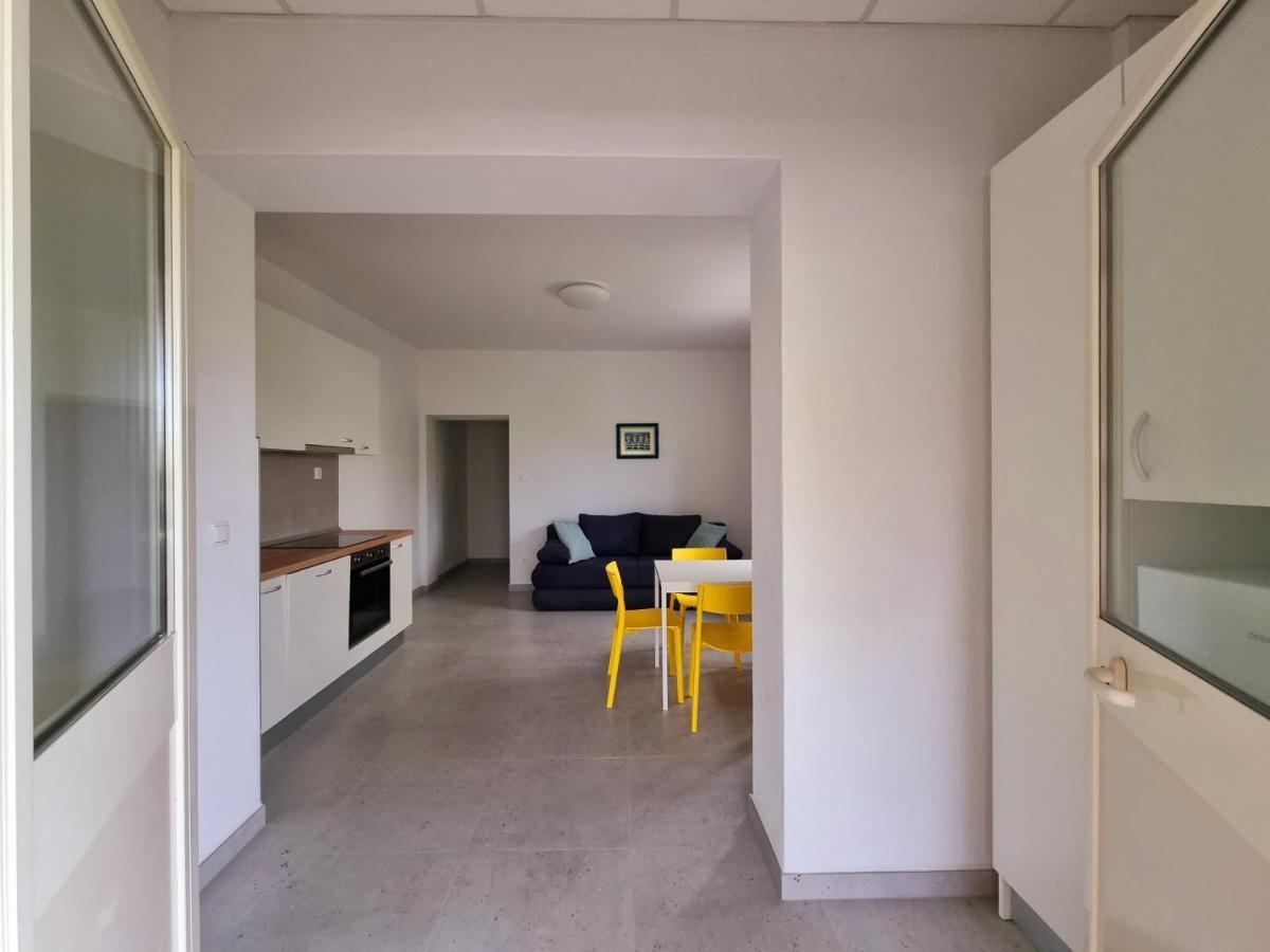 Apartments Iskra Дуче Экстерьер фото