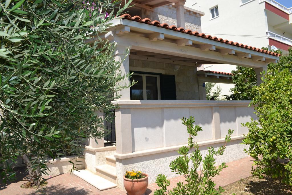 Apartments Iskra Дуче Экстерьер фото